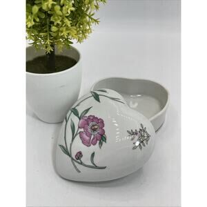 Vintage Floral Heart Trinket Box – Cottagecore Vanity Decor